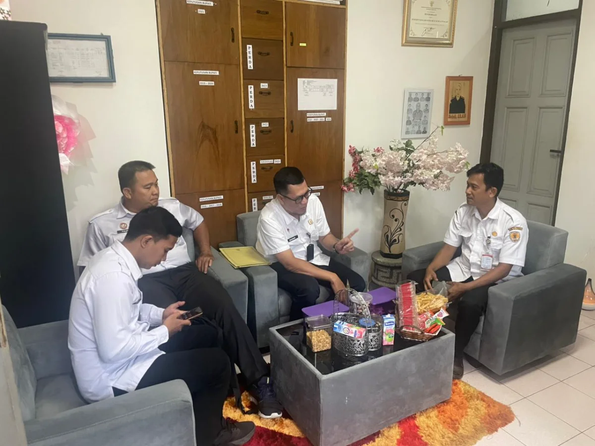 Kunjungan Kerja Kanwil Kementerian Hukum Kalimantan Selatan ke Bagian Hukum Setda Hulu Sungai Tengah Bahas Penguatan Posbankum